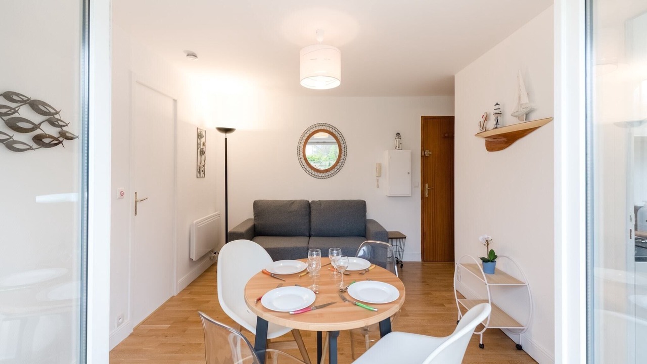 Photo of Livingroom in Port-en-Bessin-Huppain