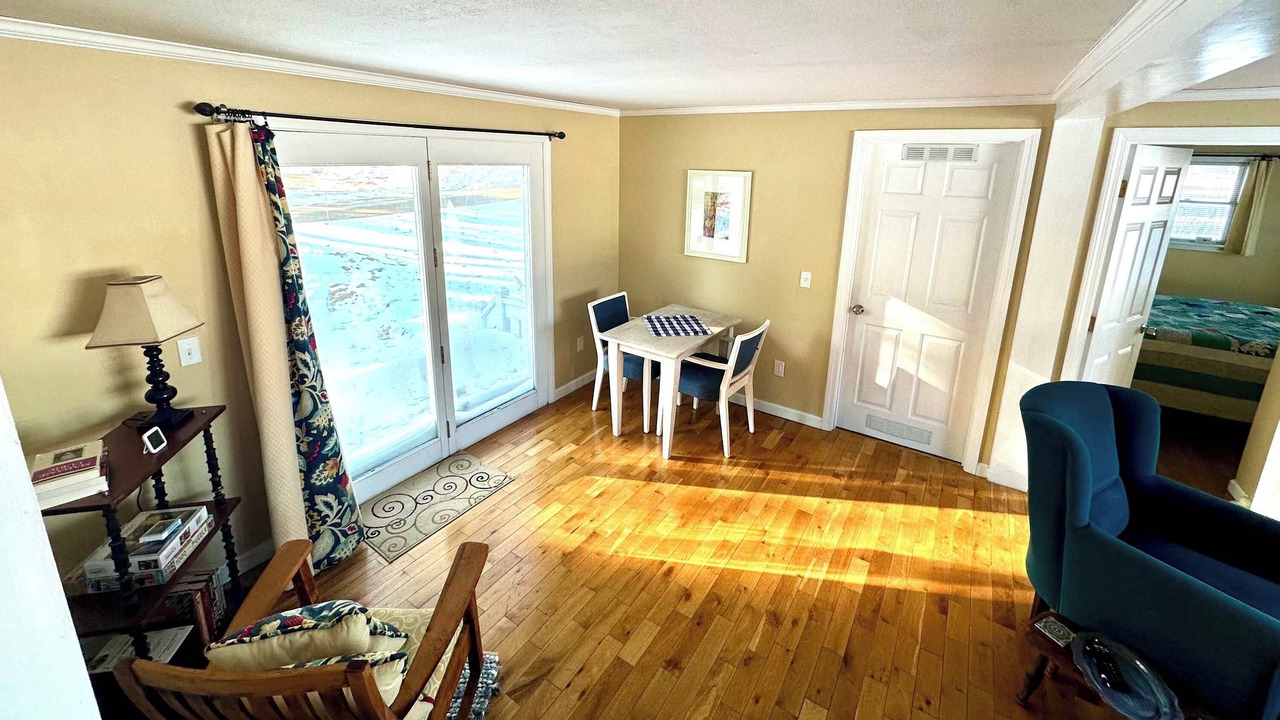 Photo of Others in Lincoln