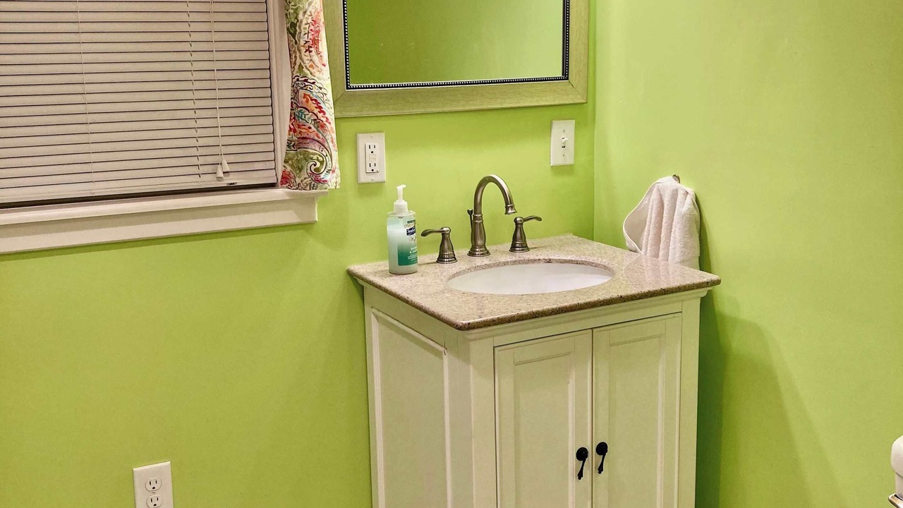 Photo of Bathroom in Lincoln