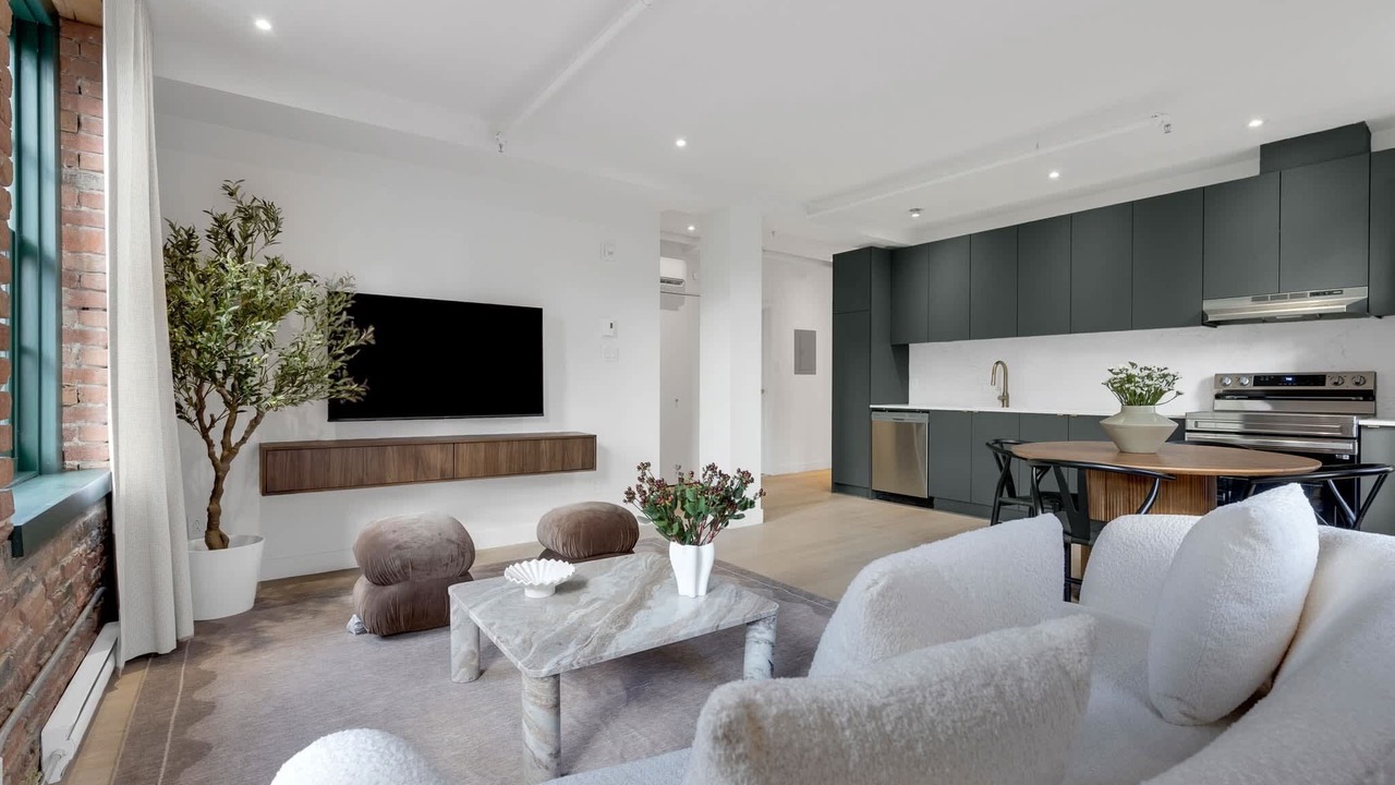 Photo of Livingroom in Cite Multimedia