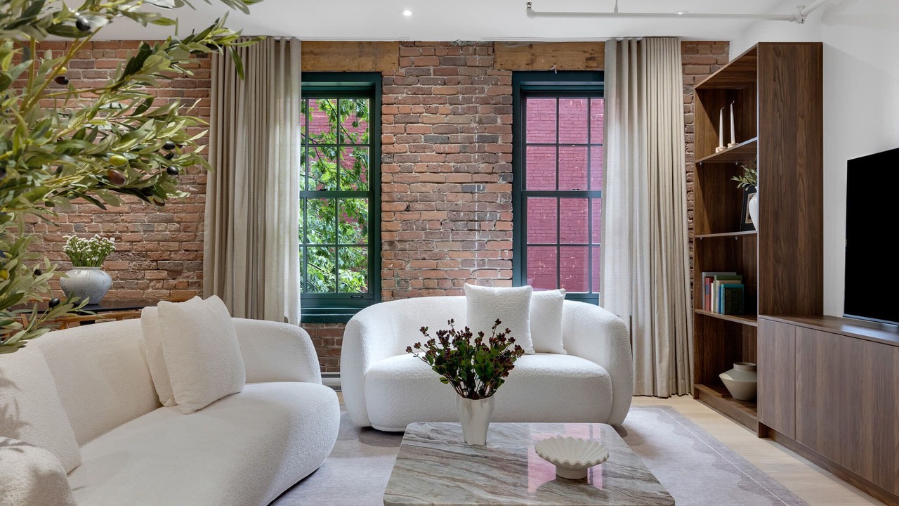 Photo of Livingroom in Cite Multimedia