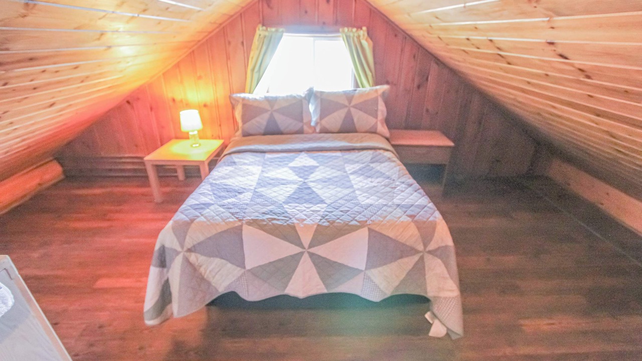 Photo of Bedroom in Greenbush