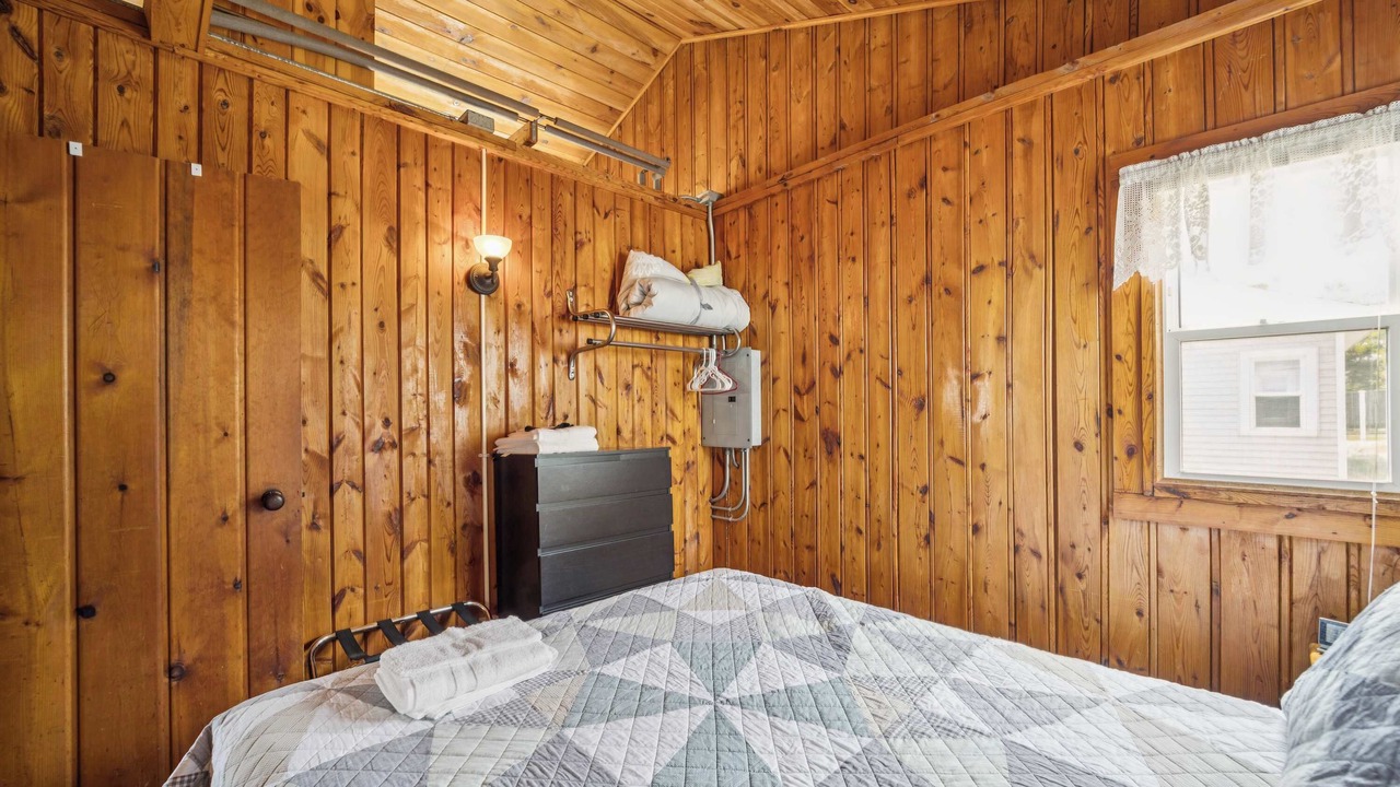 Photo of Bedroom in Greenbush