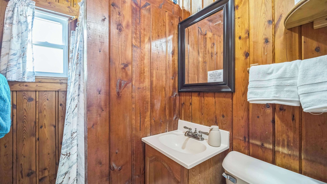 Photo of Bathroom in Greenbush