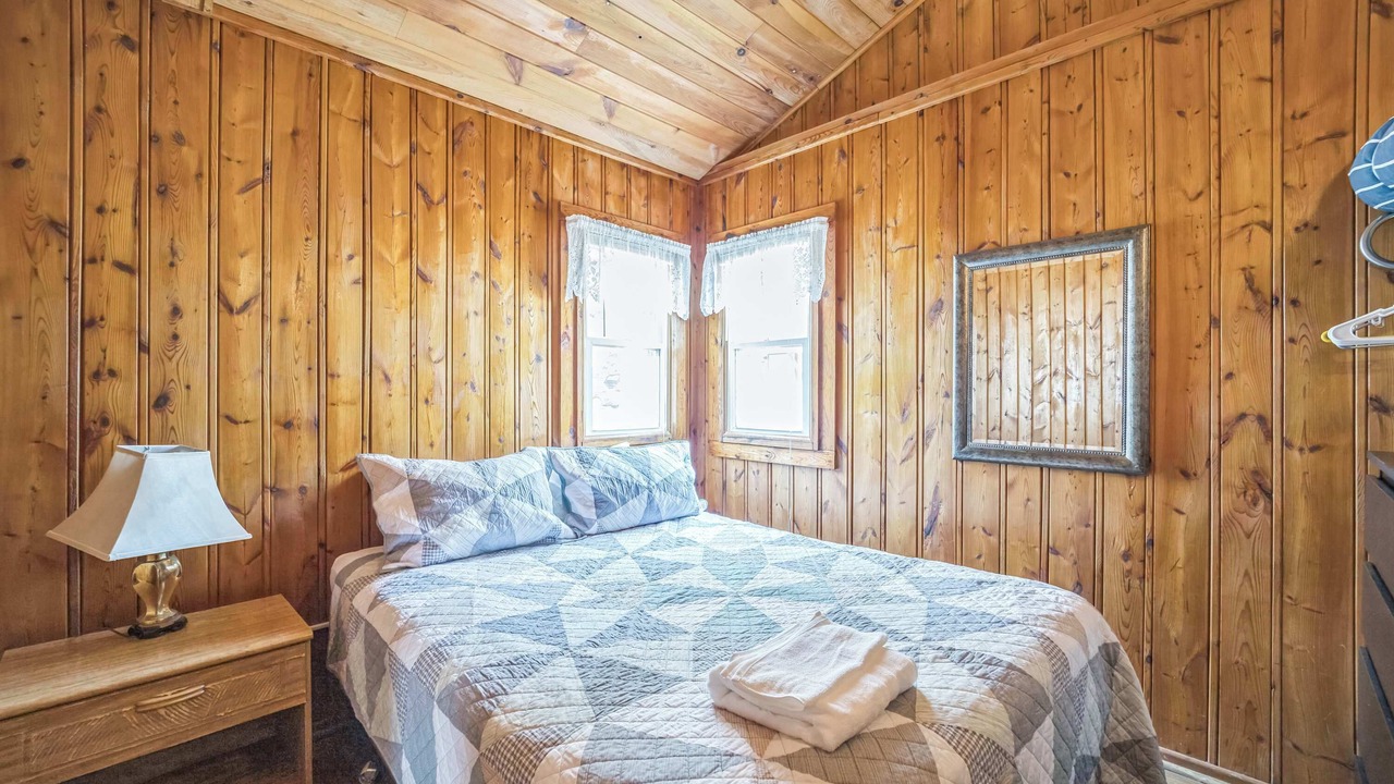 Photo of Bedroom in Greenbush