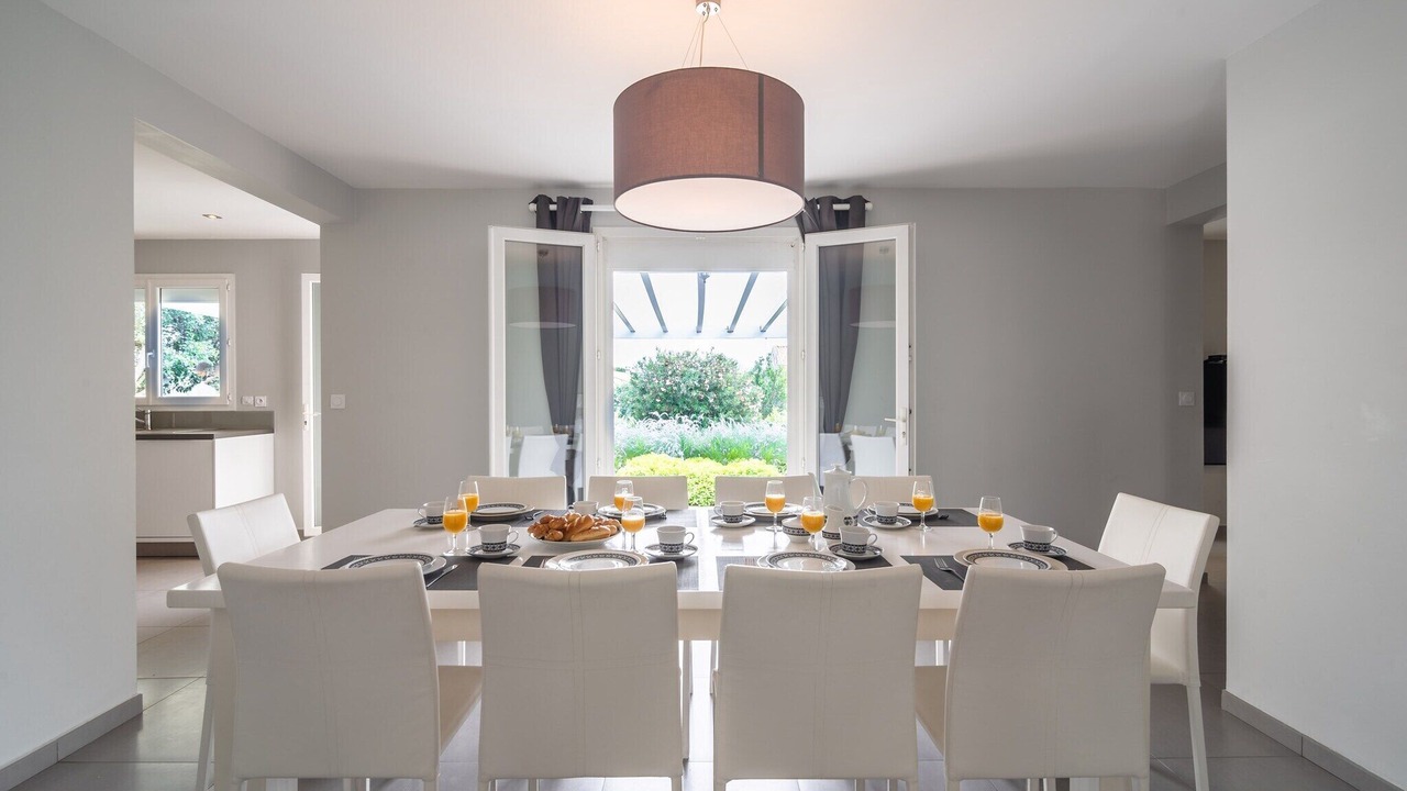 Photo of Livingroom in Saint-Genies-de-Fontedit