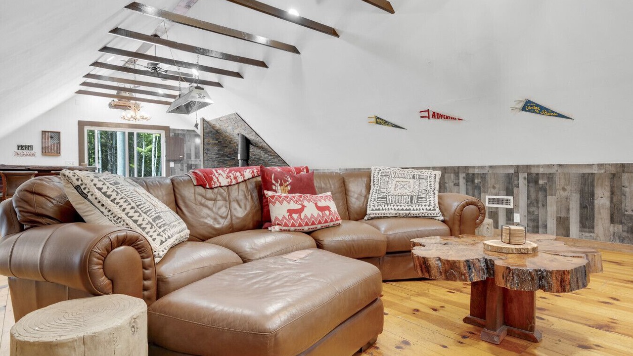 Photo of Bedroom in Moultonborough