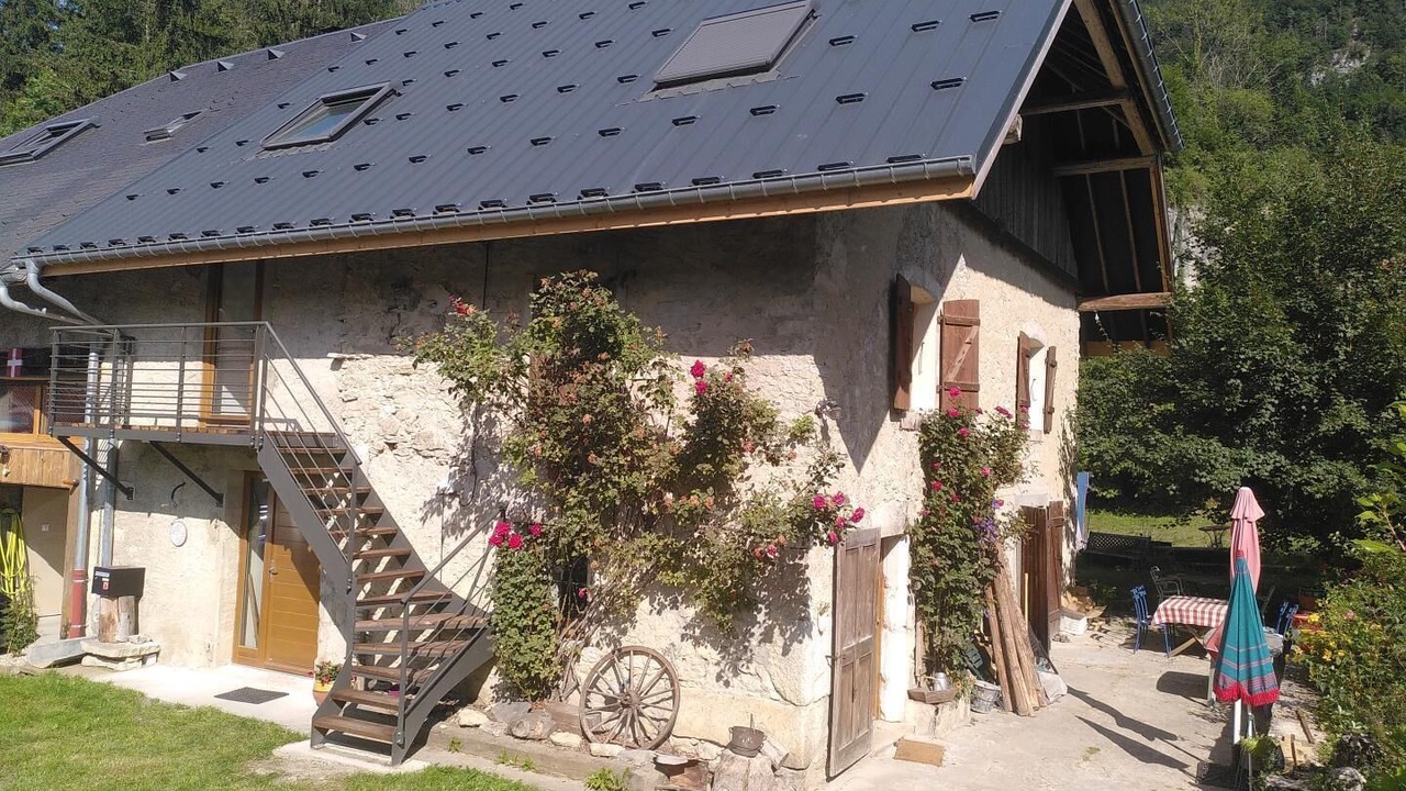 Photo of Outdoor in Saint-Jean-de-Couz