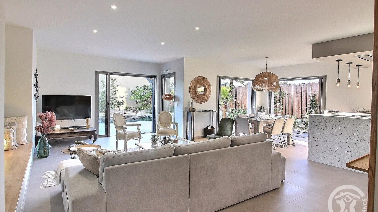 Photo of Livingroom in Etables-sur-Mer