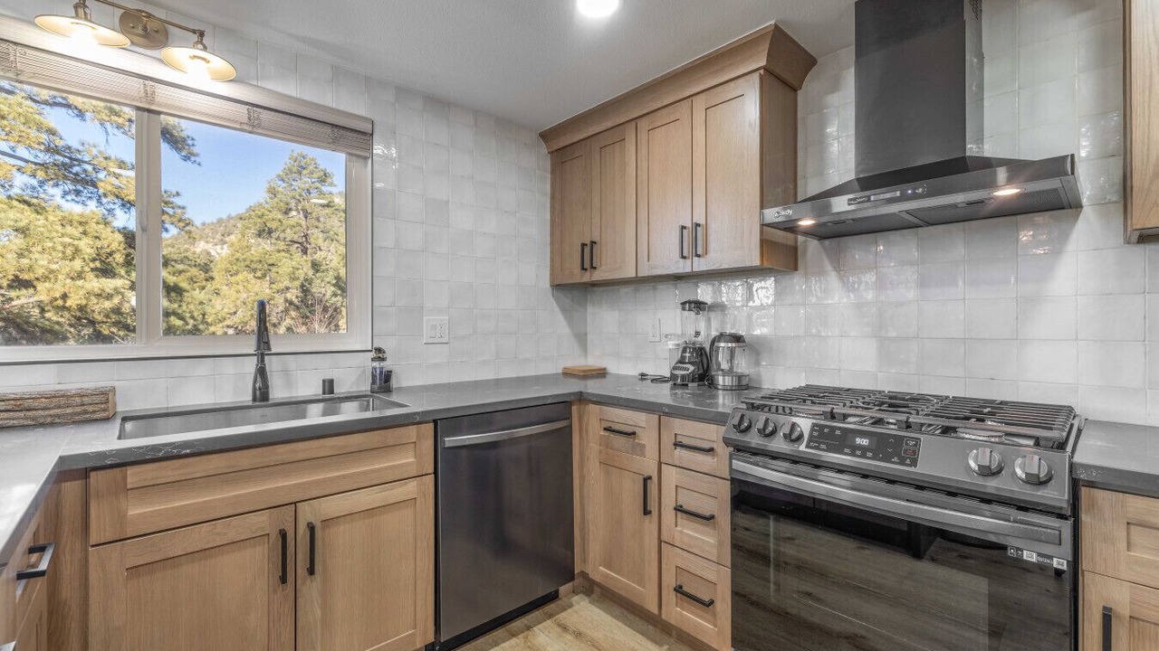 Photo of Kitchen in Whispering Forest