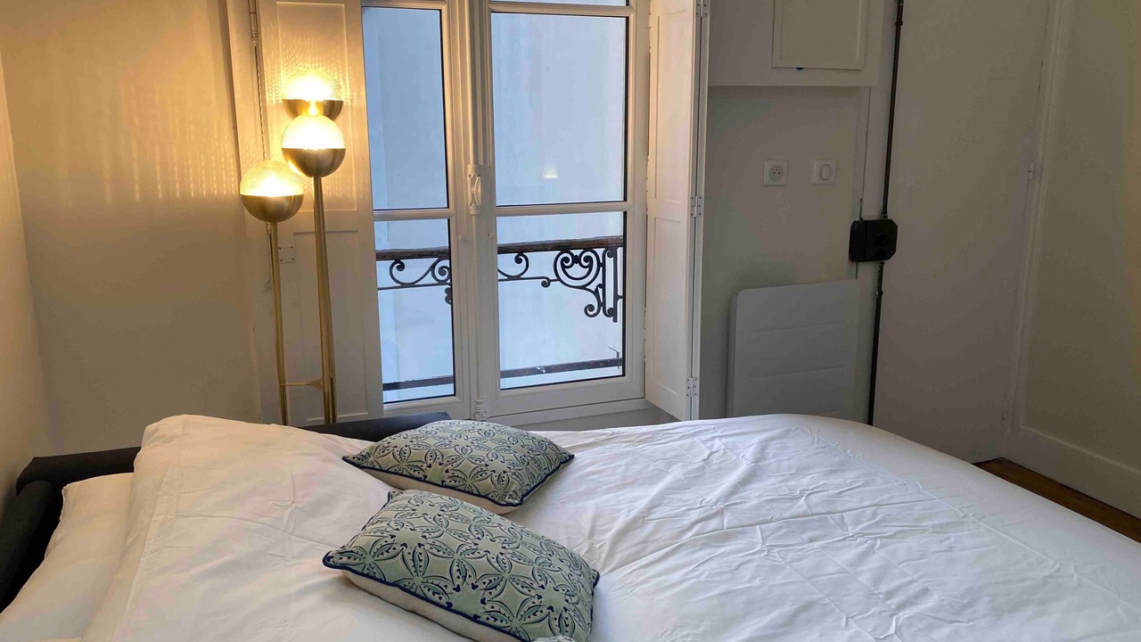 Photo of Bedroom in 5th Arrondissement