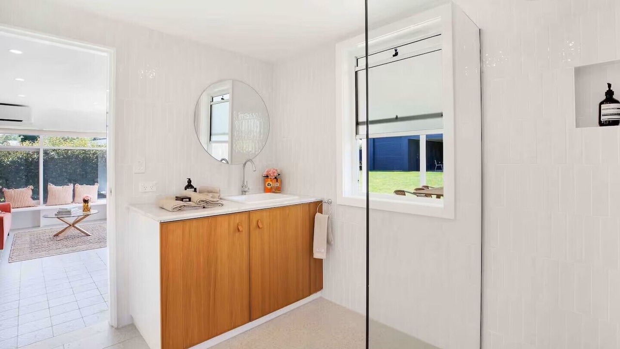 Photo of Bathroom in Scone