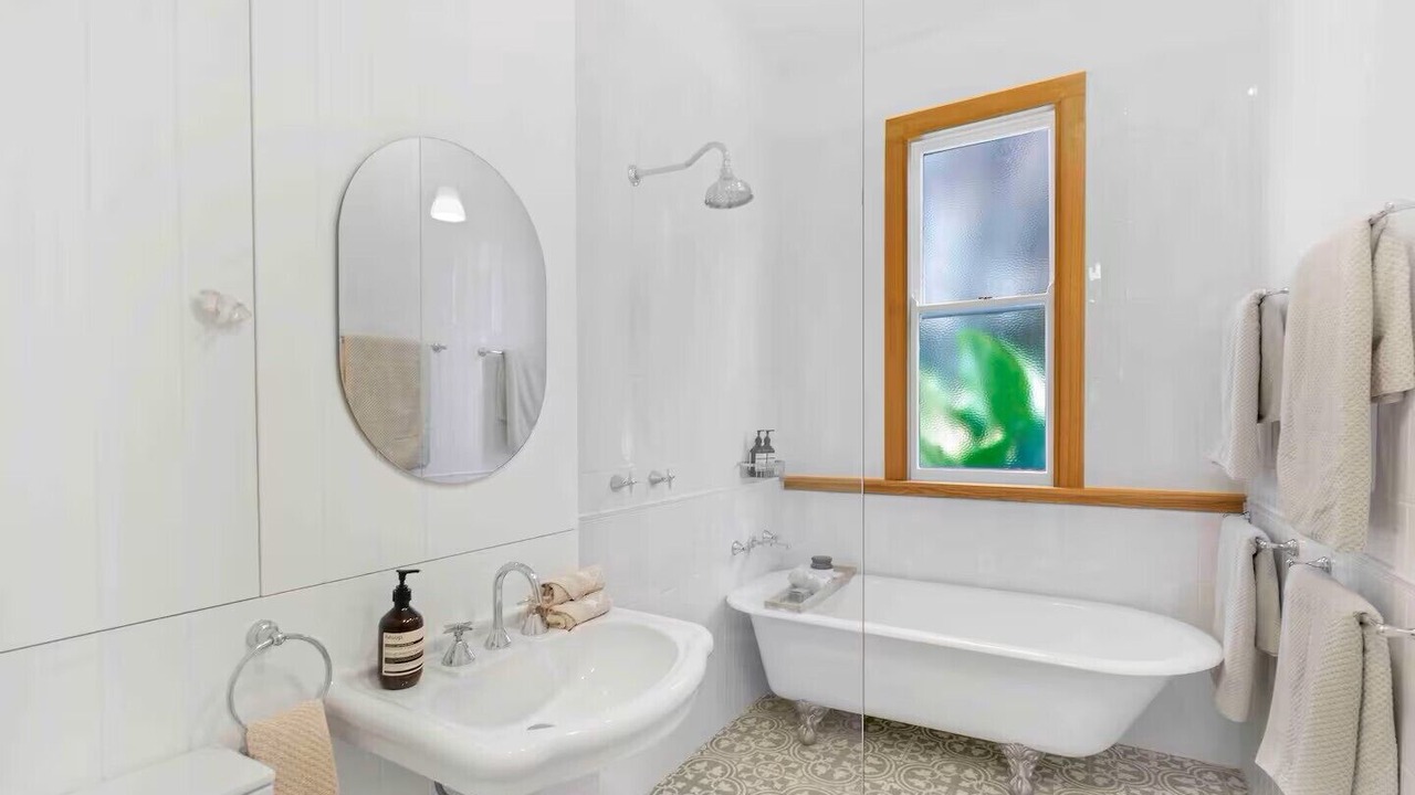 Photo of Bathroom in Scone