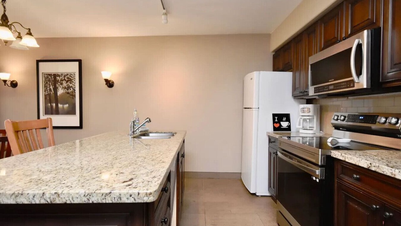 Photo of Kitchen in Oro-Medonte