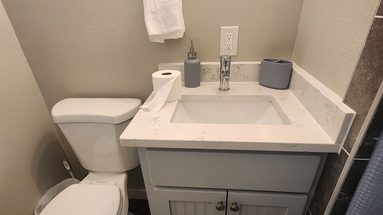 Photo of Bathroom in Del City