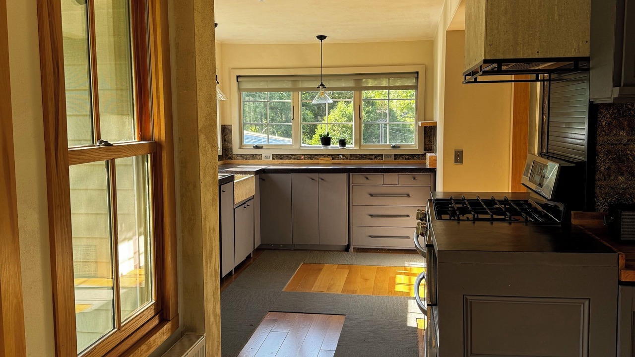 Photo of Kitchen in Bangall