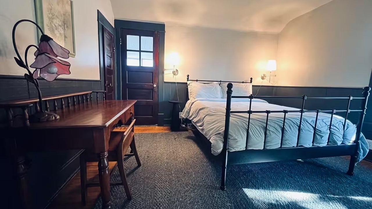 Photo of Bedroom in Des Moines