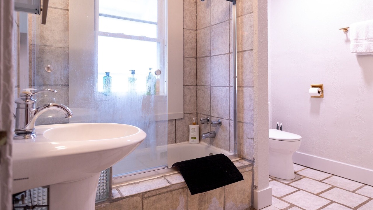 Photo of Bathroom in Des Moines