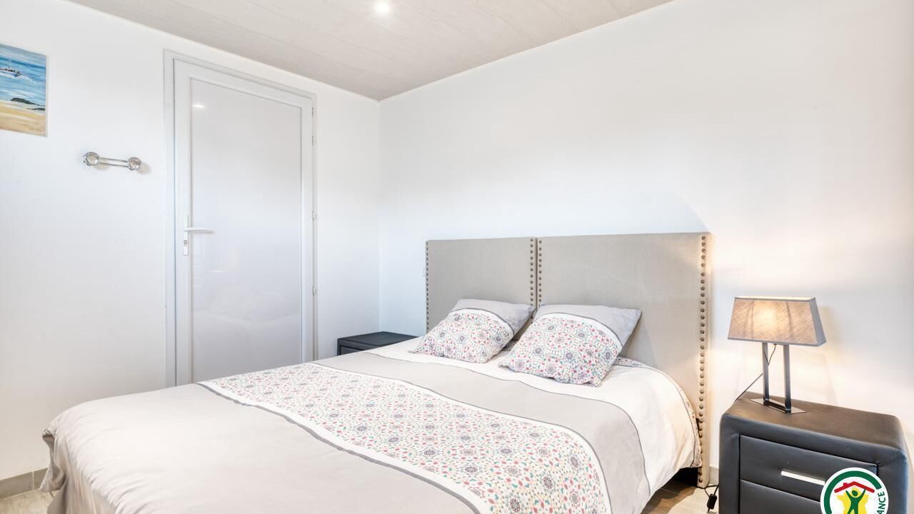 Photo of Bedroom in Saint-Martin-en-Campagne