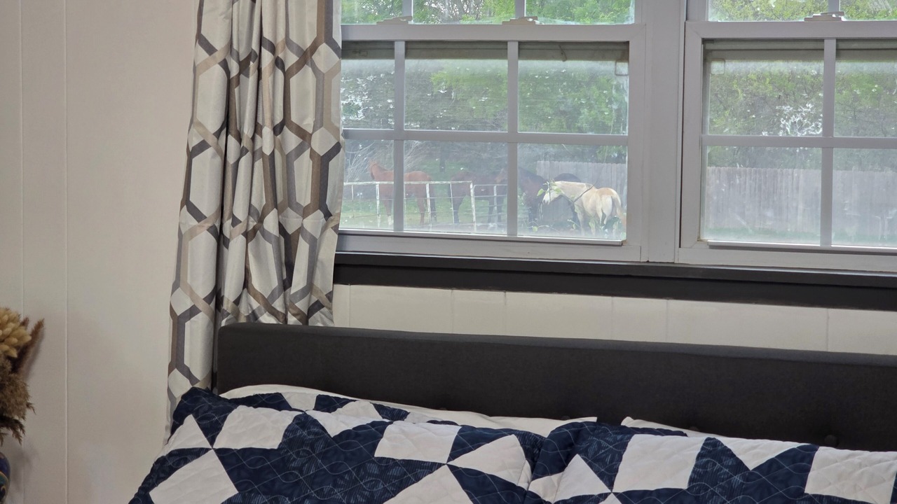 Photo of Bedroom in Johnson County