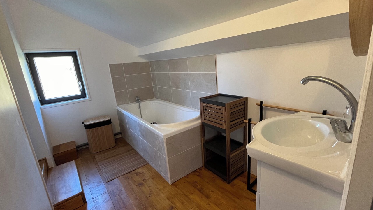 Photo of Bathroom in La Chapelle-du-Bois-des-Faulx