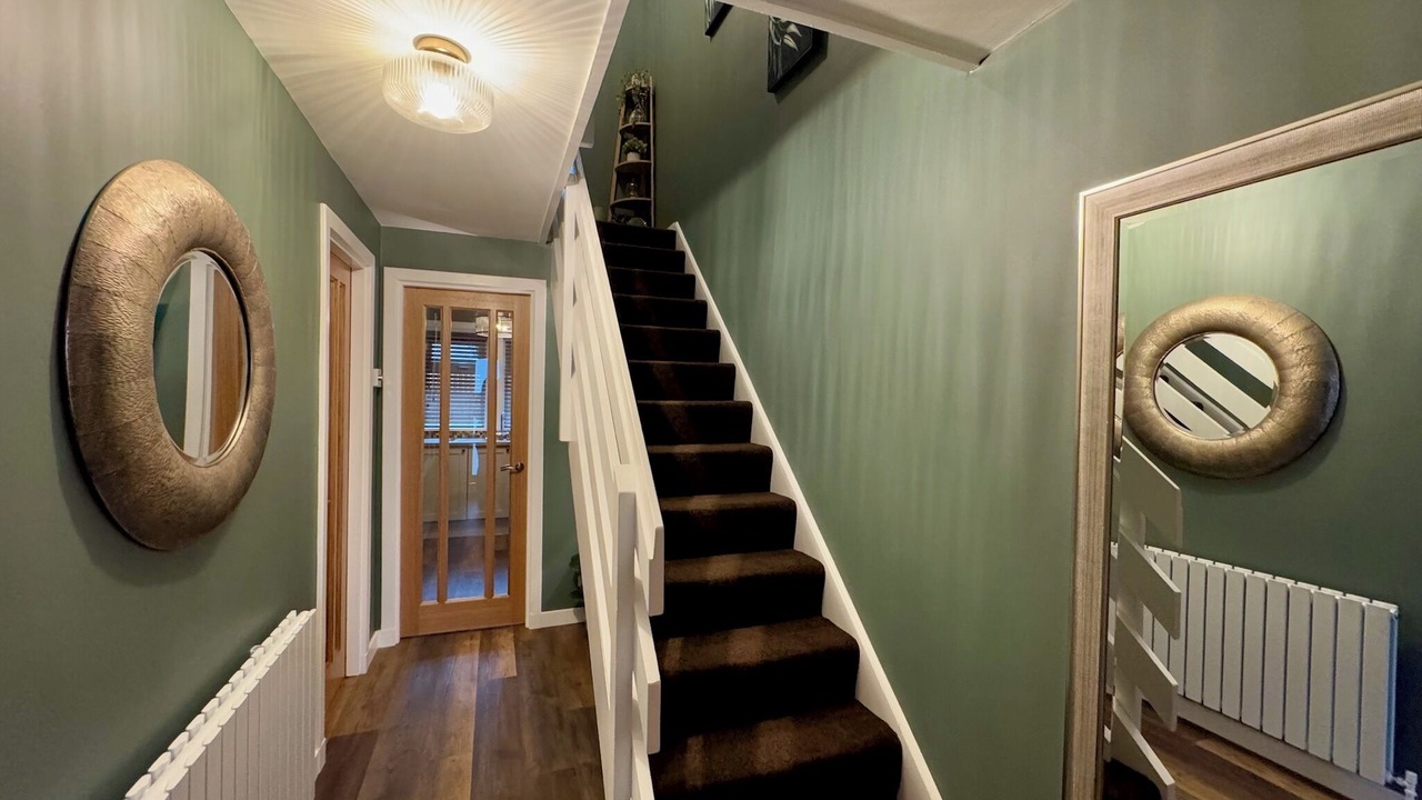 Photo of Others in Dalavich