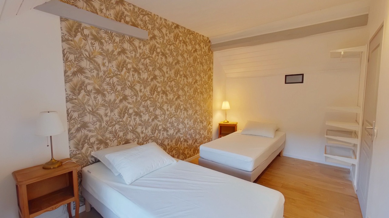 Photo of Bedroom in Lesigny