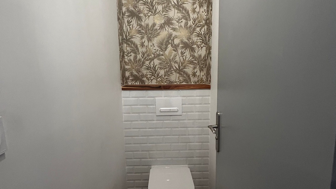 Photo of Bathroom in Lesigny