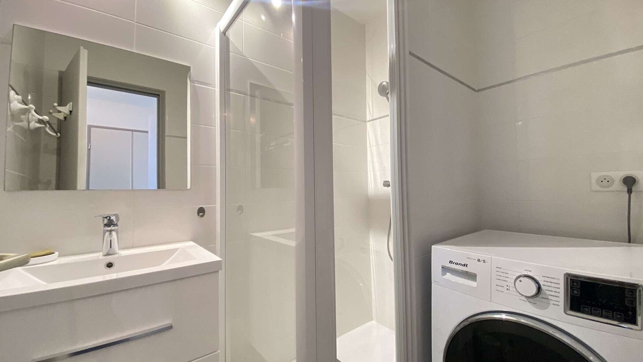 Photo of Bathroom in Le Pouliguen