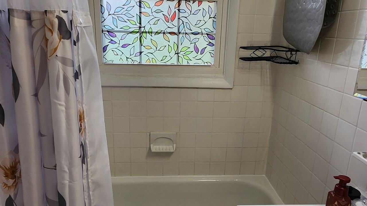 Photo of Bathroom in Scottown