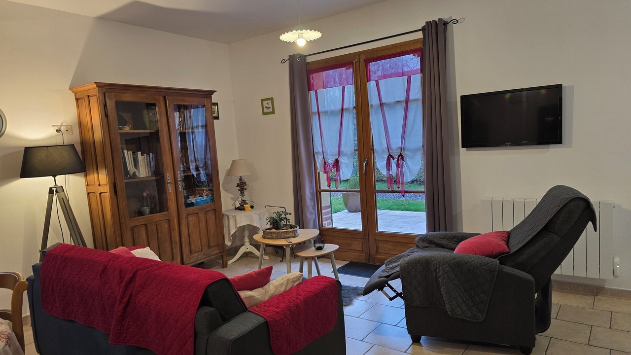 Photo of Livingroom in Quesnoy-le-Montant