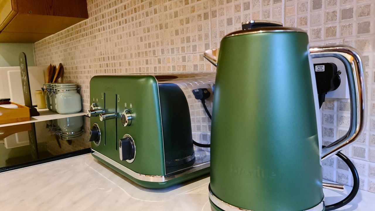 Photo of Others in Holmbridge