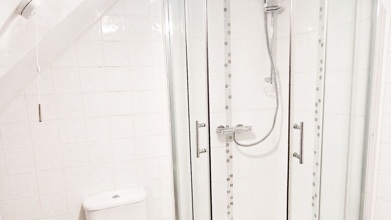 Photo of Others in Holmbridge