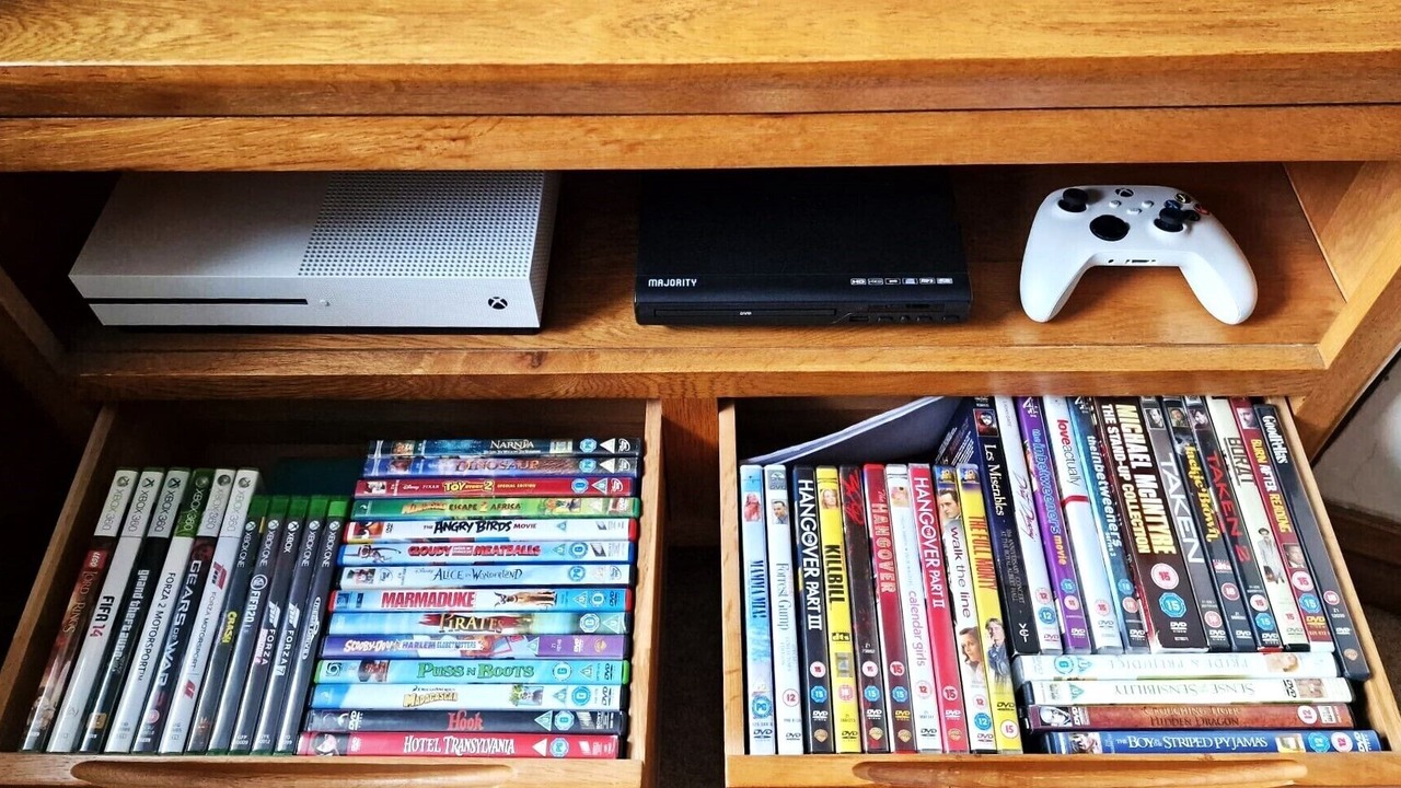 Photo of Others in Holmbridge