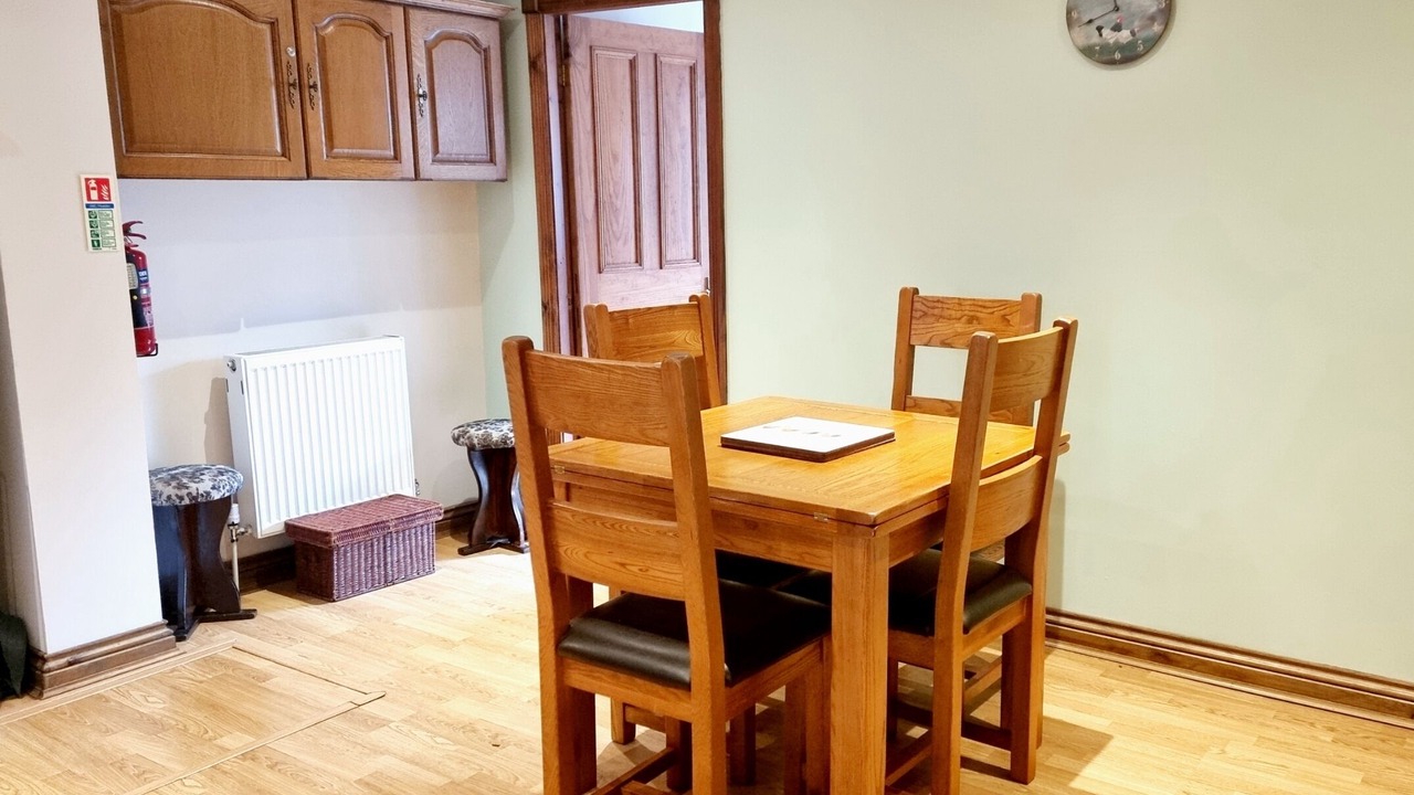 Photo of Others in Holmbridge