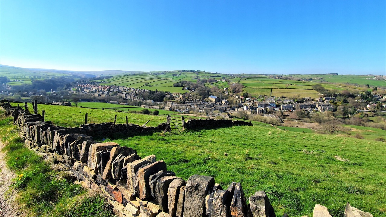 Photo of Others in Holmbridge