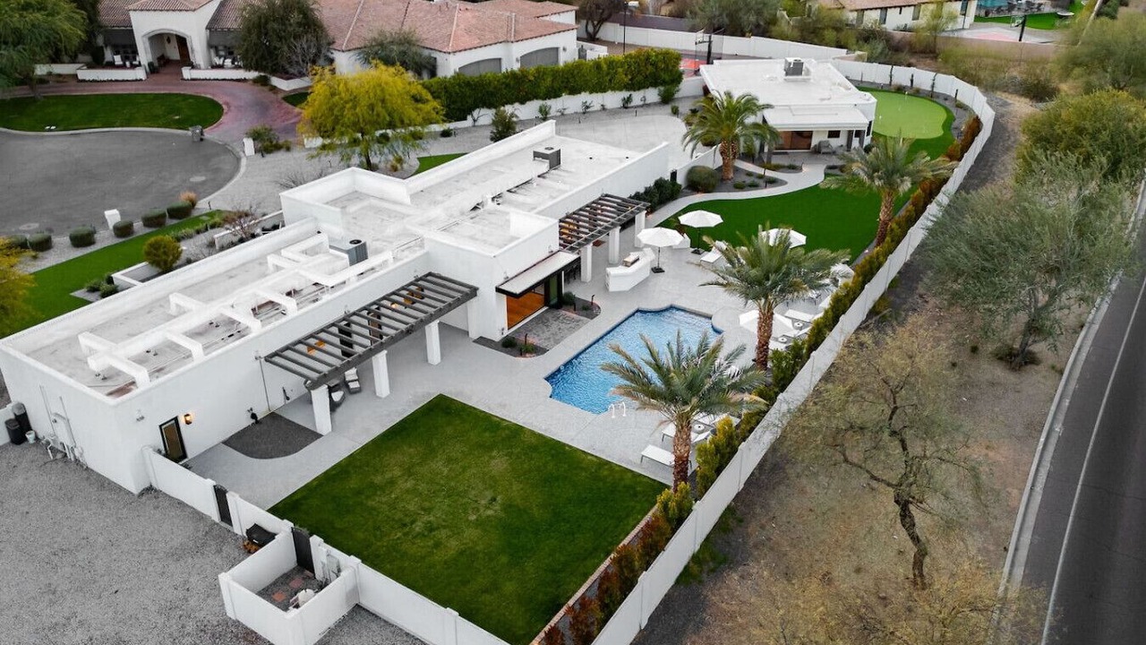 Photo of Outdoor in Mockingbird Lane Estates