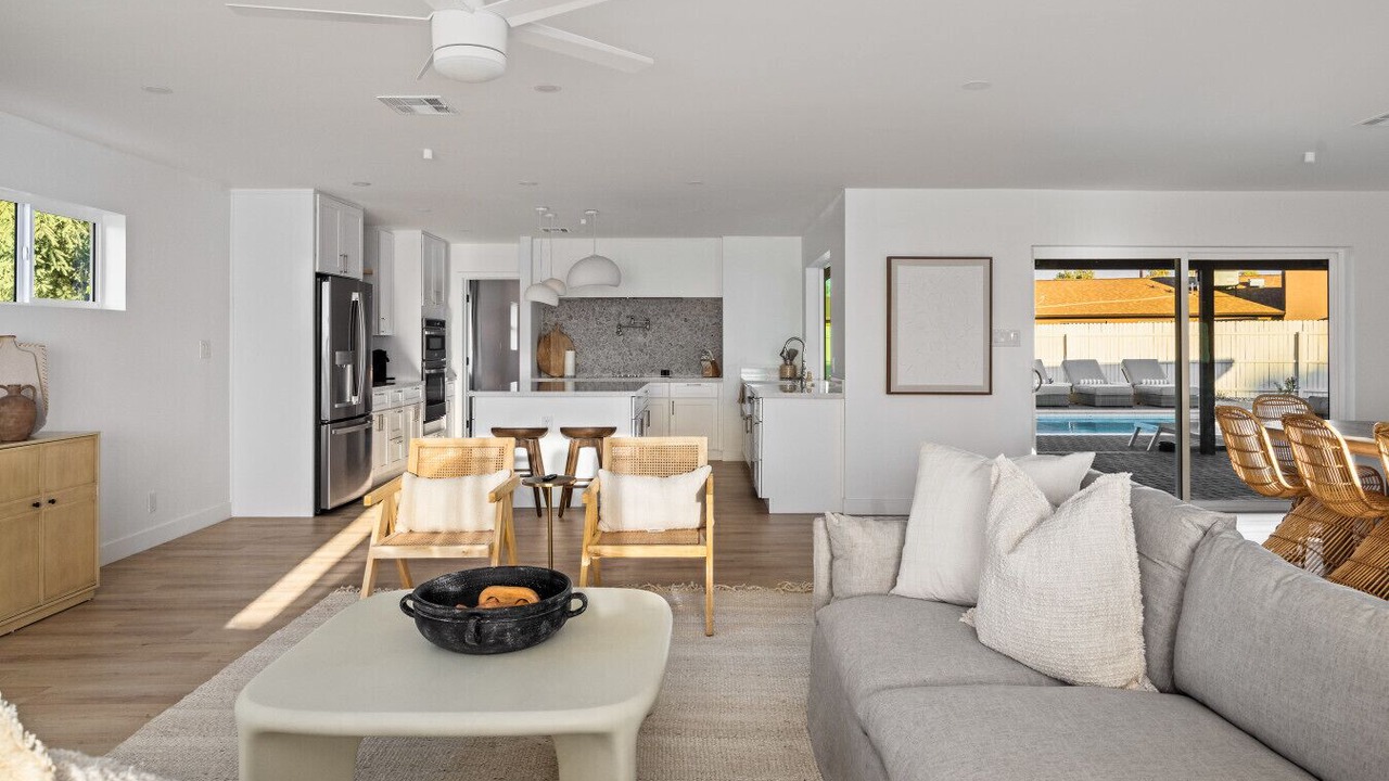 Photo of Livingroom in Scottsdale Highlands