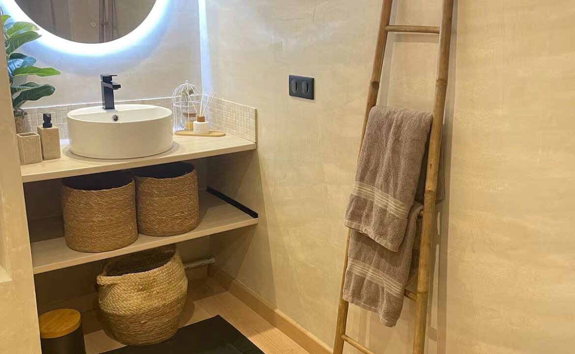 Photo of Bathroom in Montrouge