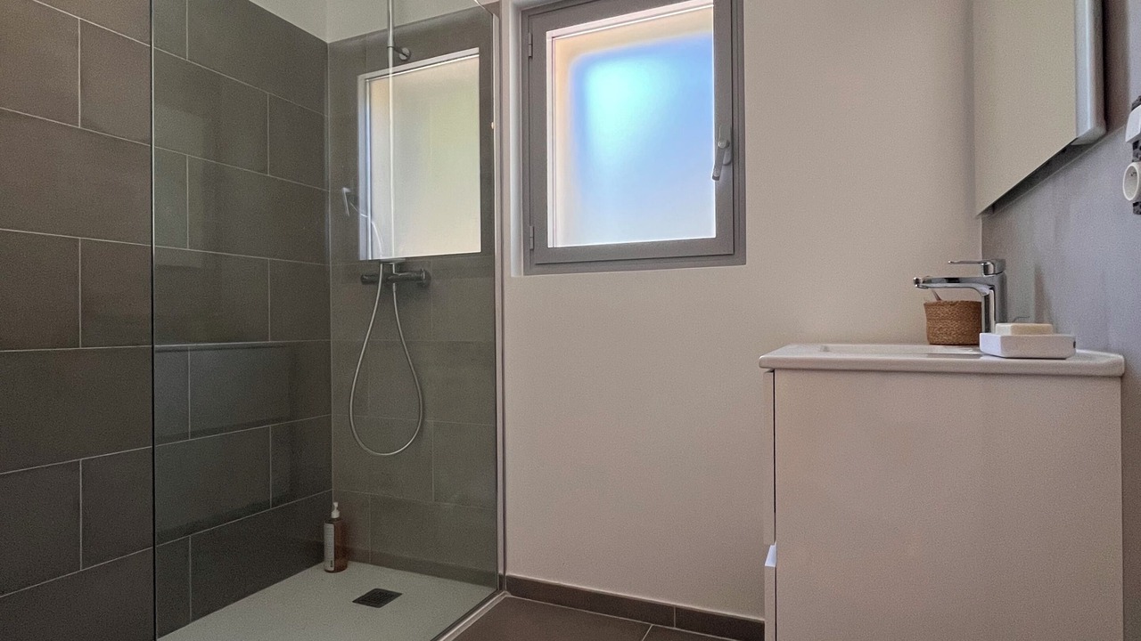 Photo of Bathroom in Tavera