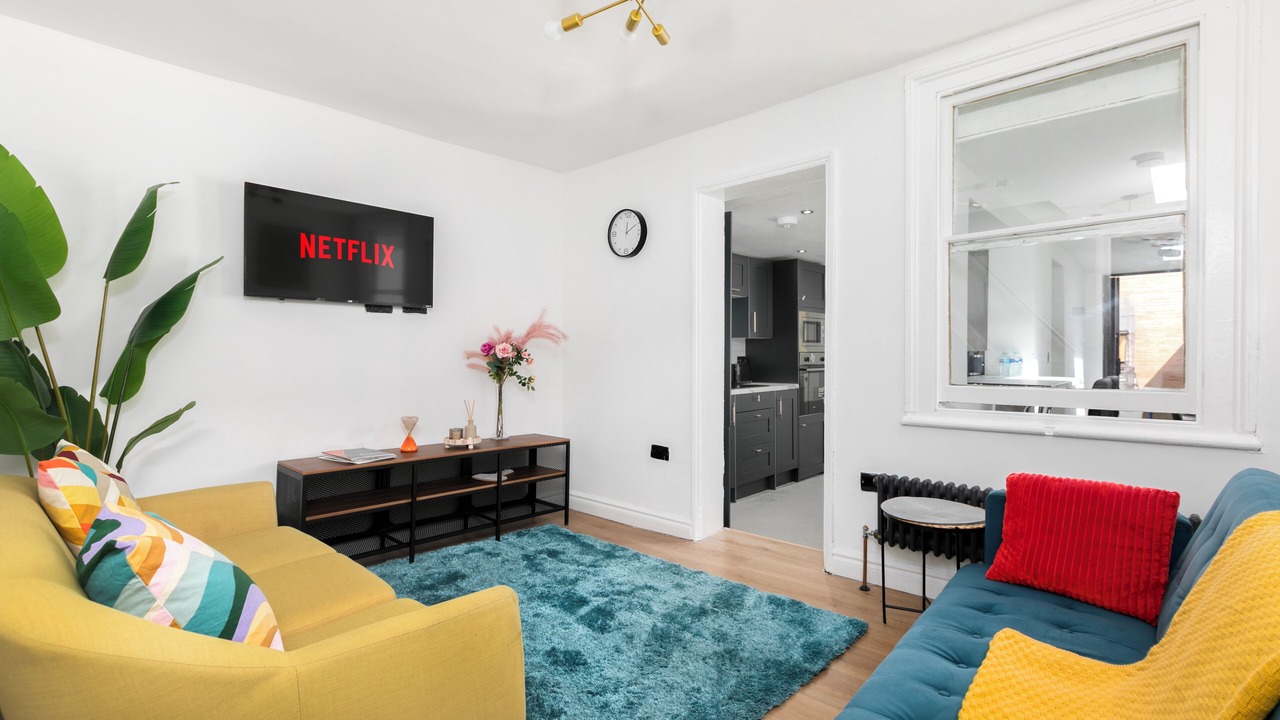 Photo of Livingroom in Woodside