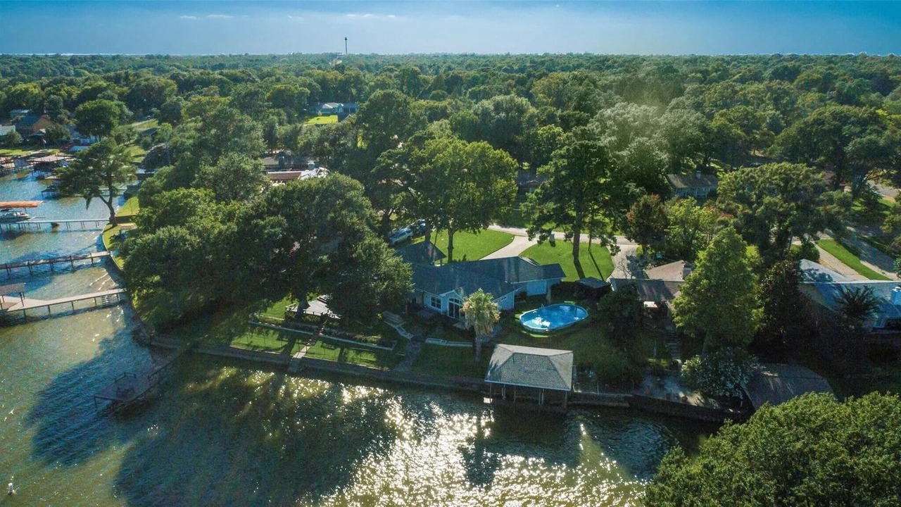 Photo of Outdoor in Enchanted Oaks