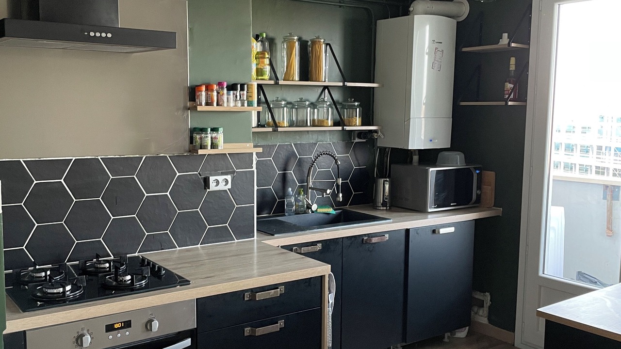 Photo of Kitchen in Fontaine Lestang-Bagatelle-Papus-Tabar-Bordelongue