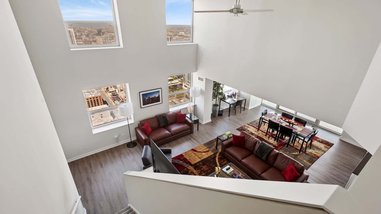 Photo of Livingroom in Downtown Chicago