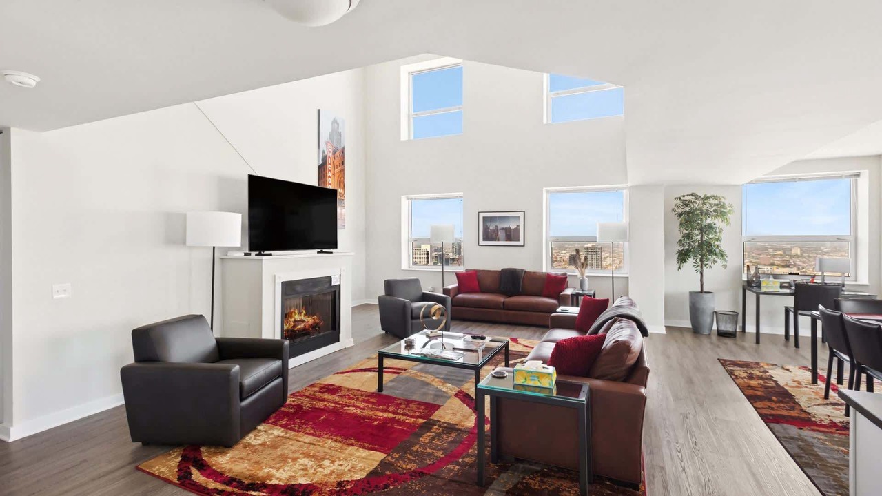 Photo of Livingroom in Downtown Chicago