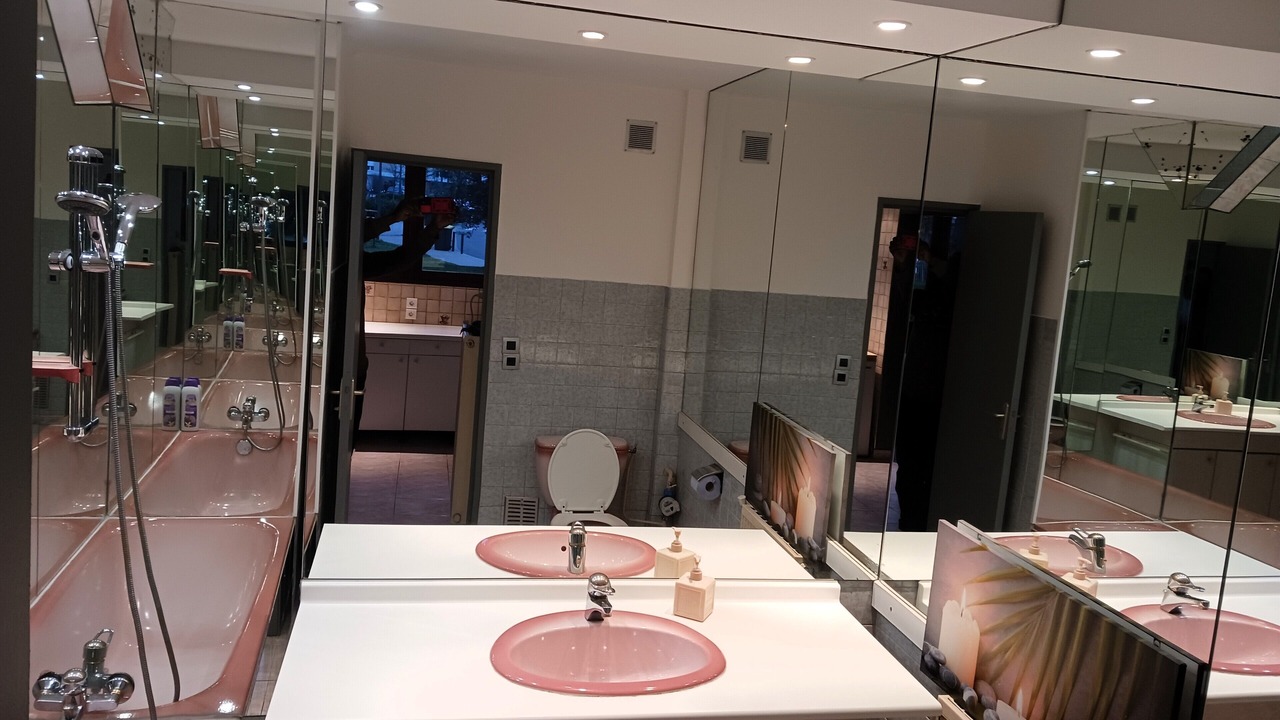 Photo of Bathroom in Bascule - Oratoire