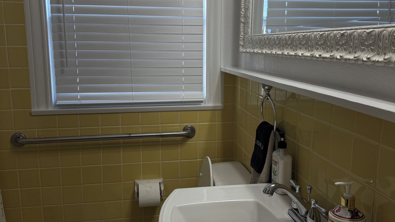 Photo of Bathroom in Dean Highland
