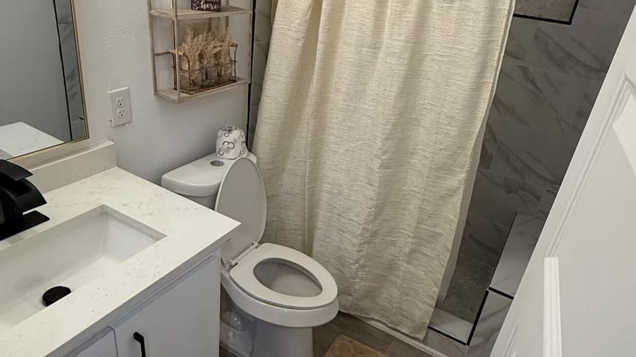Photo of Bathroom in Navarro County