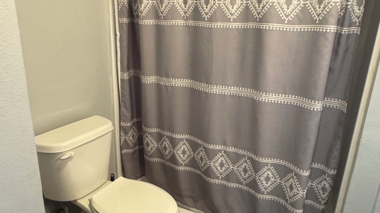 Photo of Bathroom in Uvalde