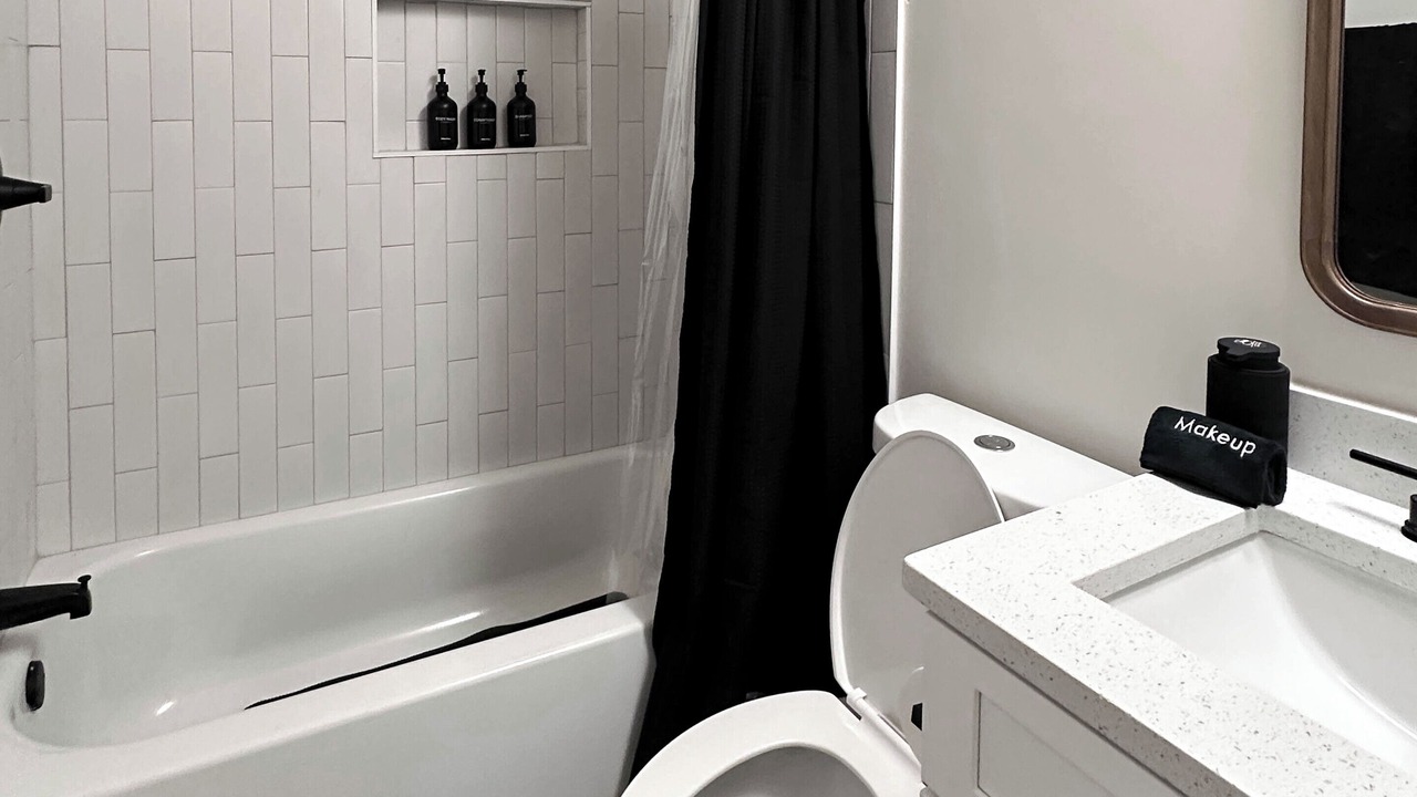Photo of Bathroom in Lawrenceville